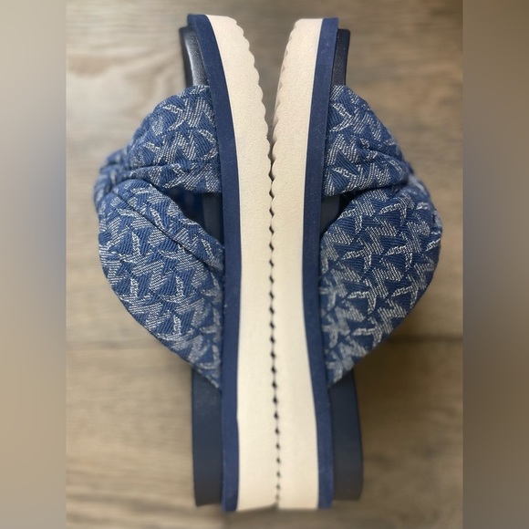 Michael Kors Womens Josie Knit Slip on Slide Sandals Blue 6 Medium (B M) - Picture 12 of 12